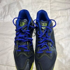 Under Armor Anatomix spawn low archives size 13.5